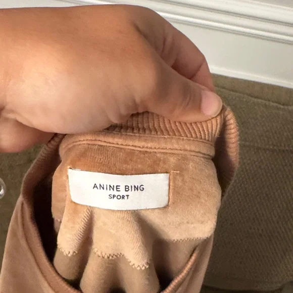 Anine Bing Sport Beige Crewneck Sweater - Picture 4 of 5